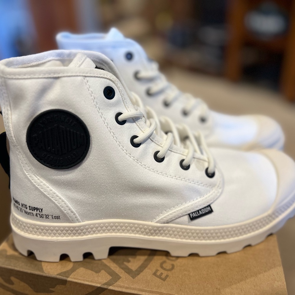 Palladium White High-Top Boots - Picture 3 of 5